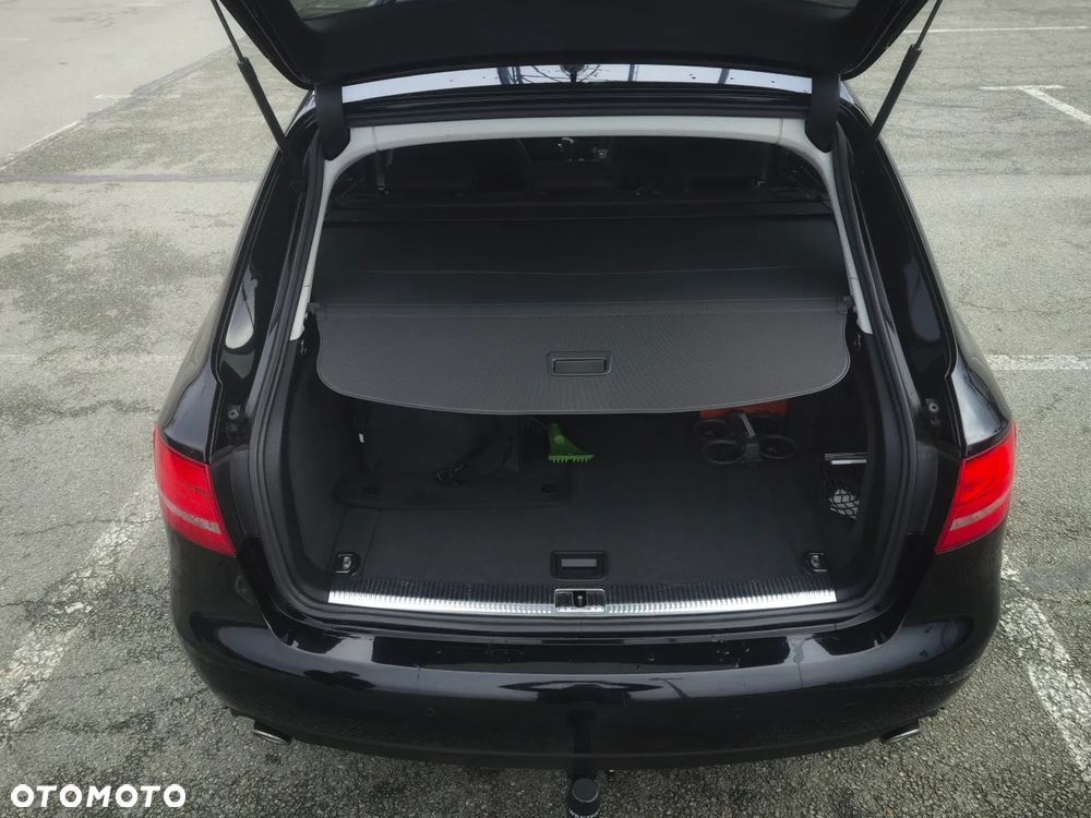 Audi A4 Avant - 13
