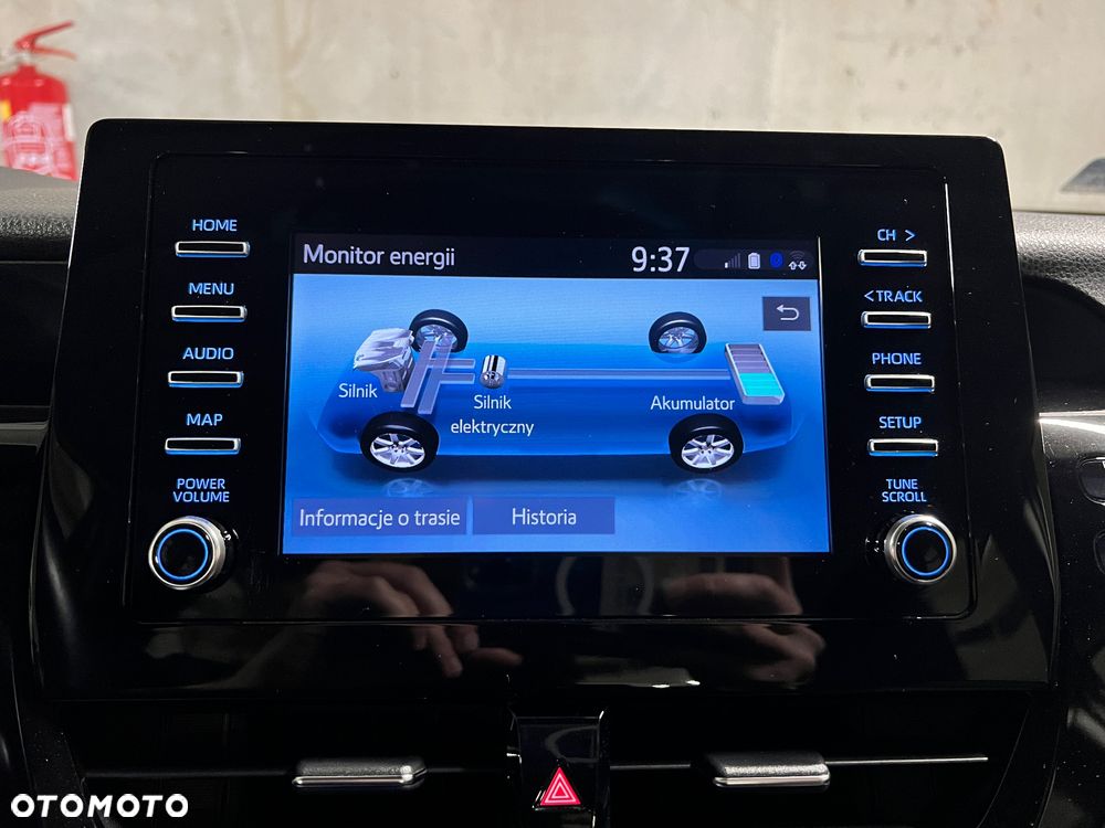 Toyota Camry 2.5 Hybrid Comfort CVT - 33