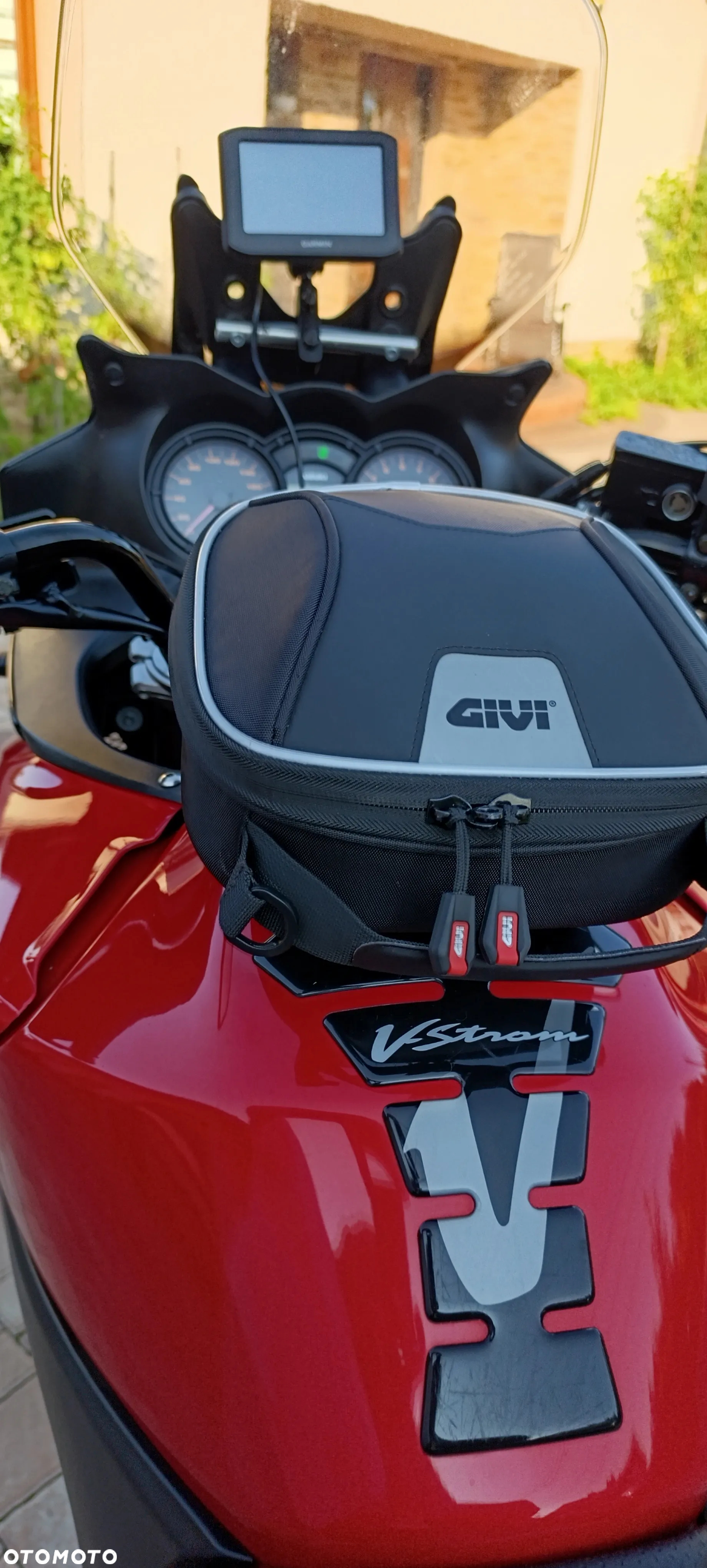 Suzuki V-STROM - 11