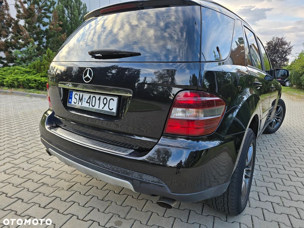 Mercedes-Benz ML 350 4-Matic - 9