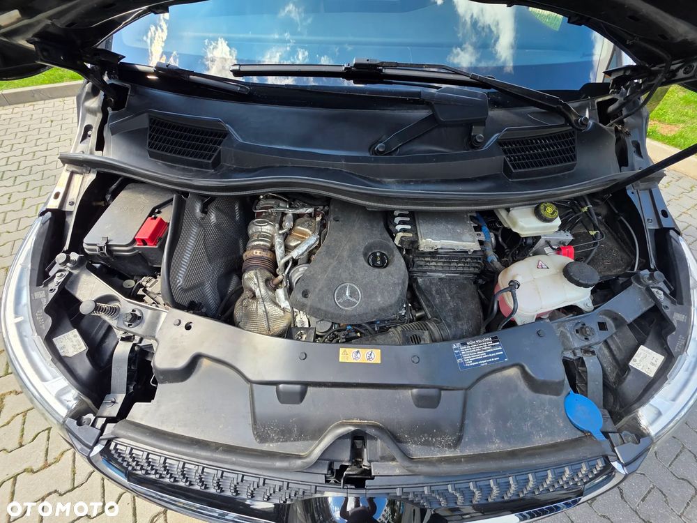 Mercedes-Benz Klasa V 300 d 4-Matic Avantgarde 9G-Tronic (d³ugi) - 12