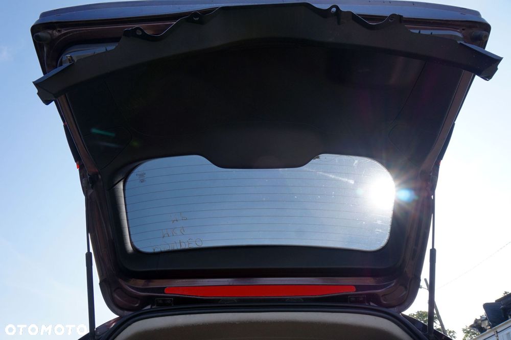 KLAPA BAGAŻNIKA TYLNA MONDEO IV MK4 KOMBI M8  BORDOWY MORELLO FORD 2007-2010 - 15