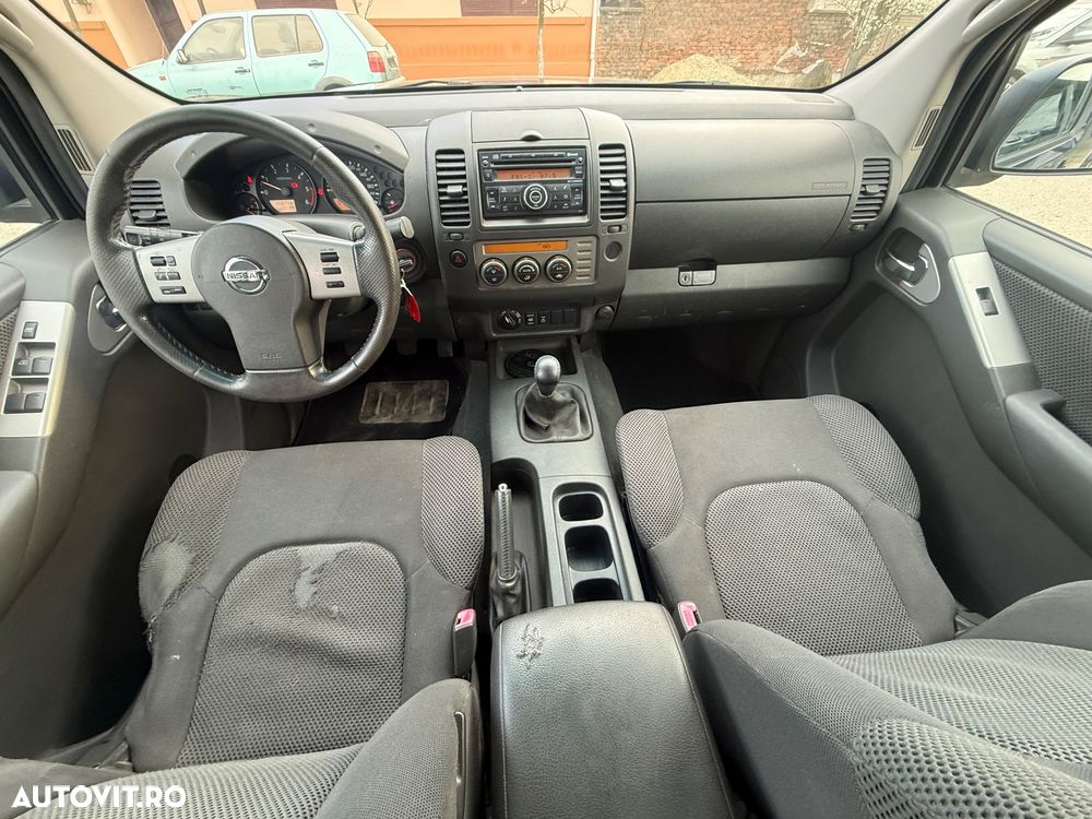 Nissan Navara 2.5 dCi Double Cab LE - 6