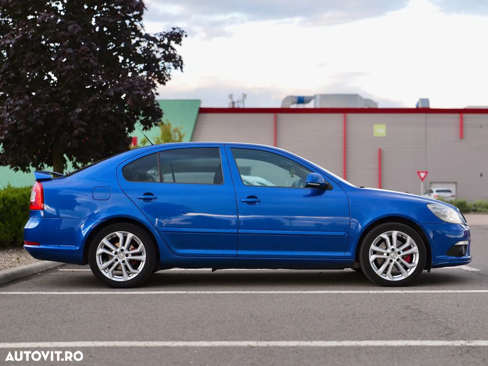 Skoda Octavia 2.0 TDI CR DPF RS - 4