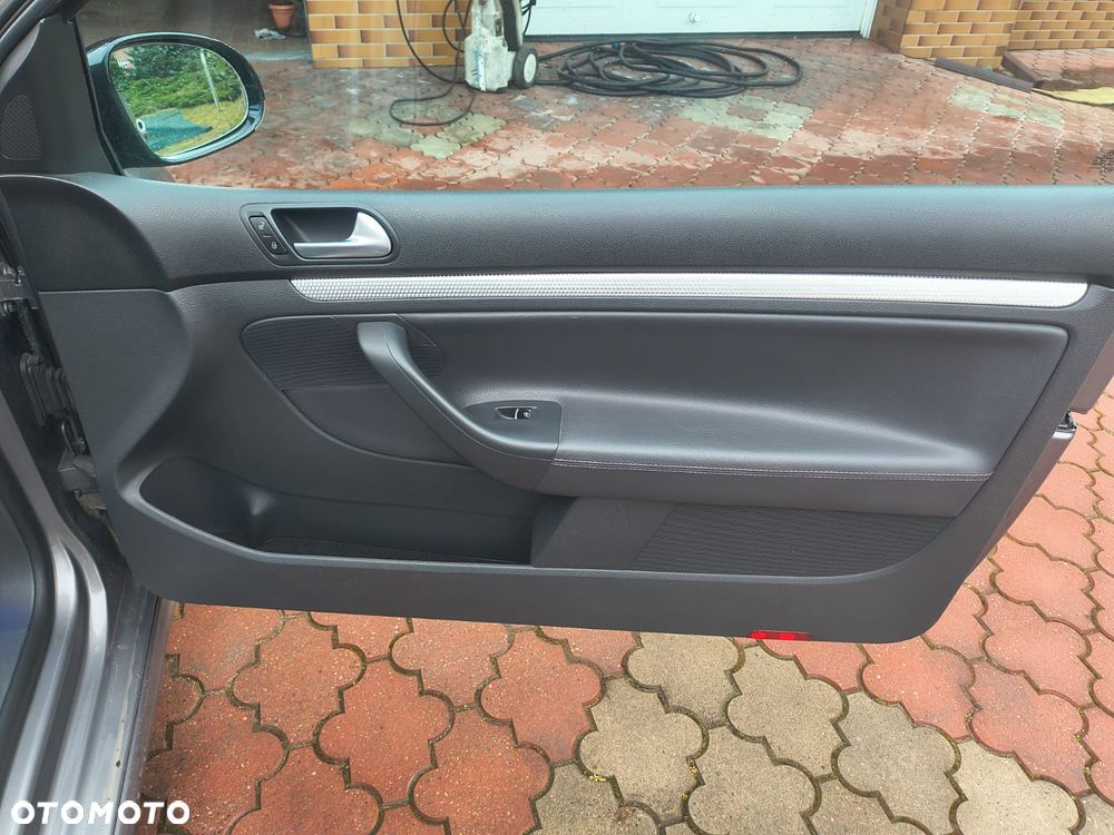 Volkswagen Golf R32 4Motion DSG - 17