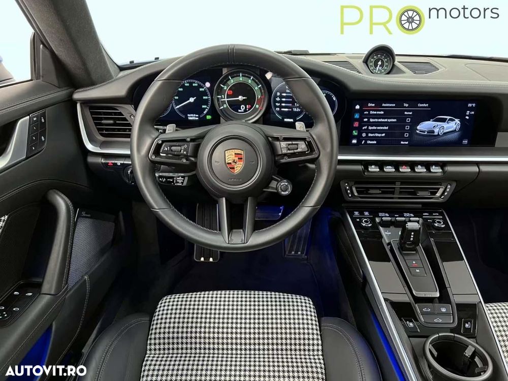 Porsche 911-TURBO-S - 10