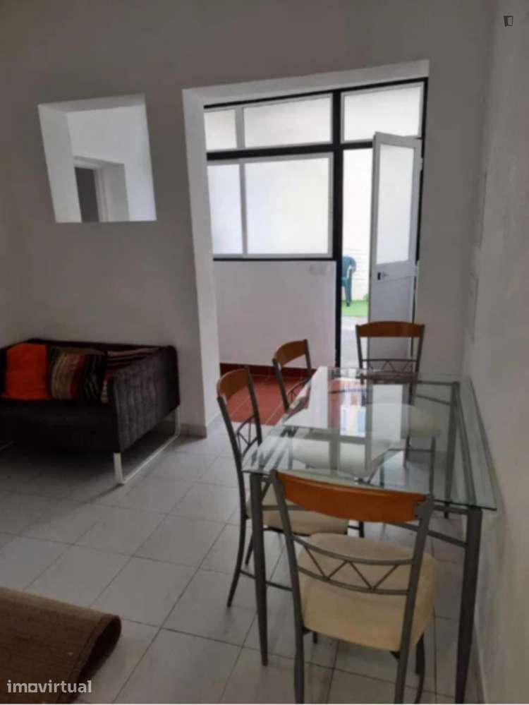 Quarto - localizado em Arroios Lisbon - Grande imagem: 2/9