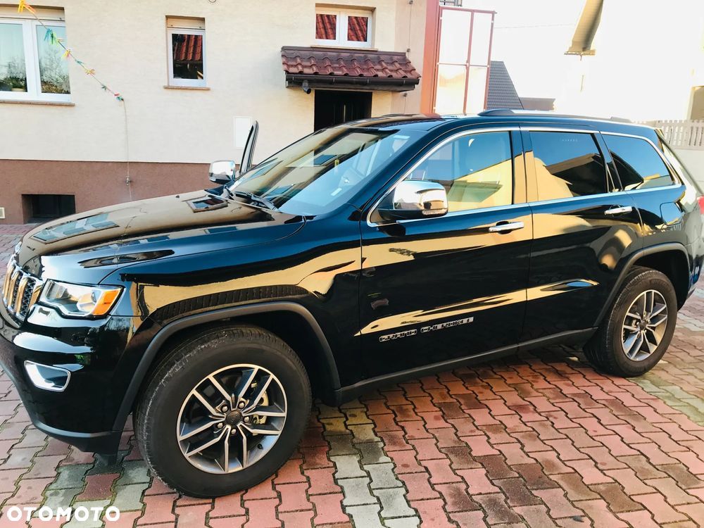 Jeep Grand Cherokee - 1