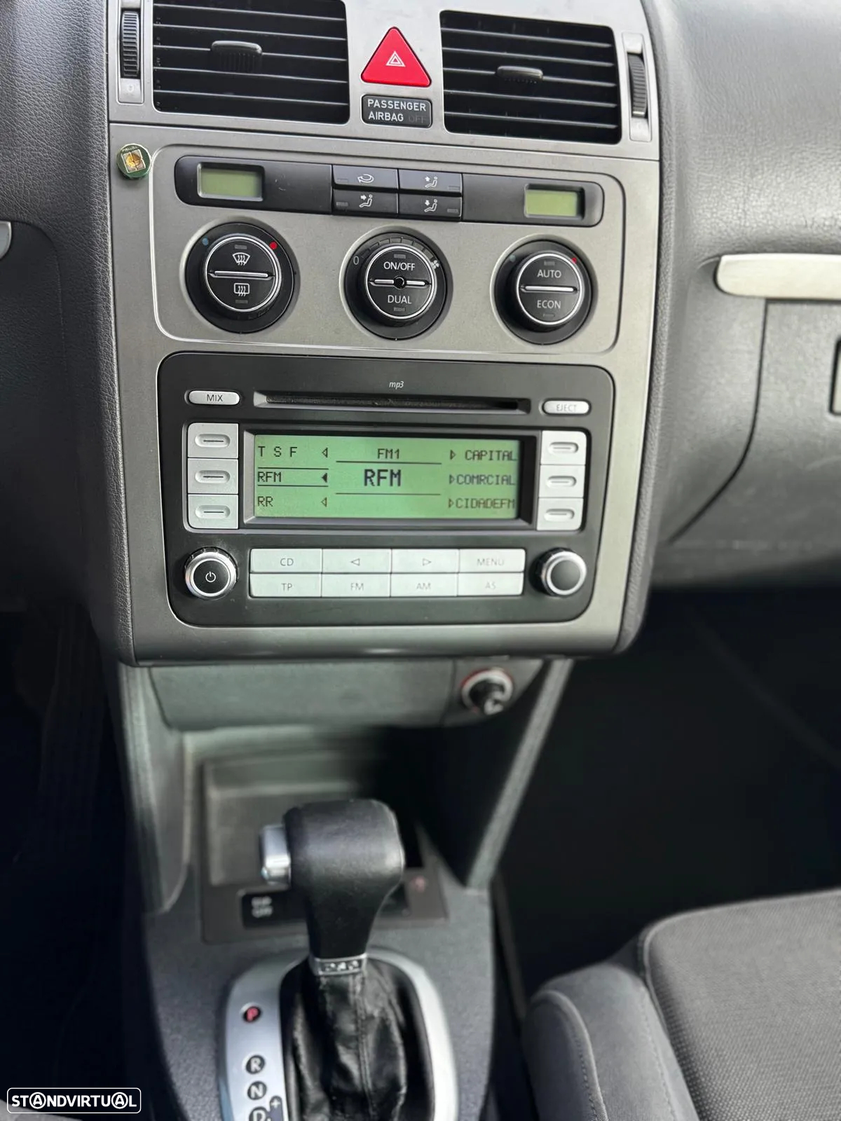 VW Touran 1.9 TDi Highline 7L DSG - 14