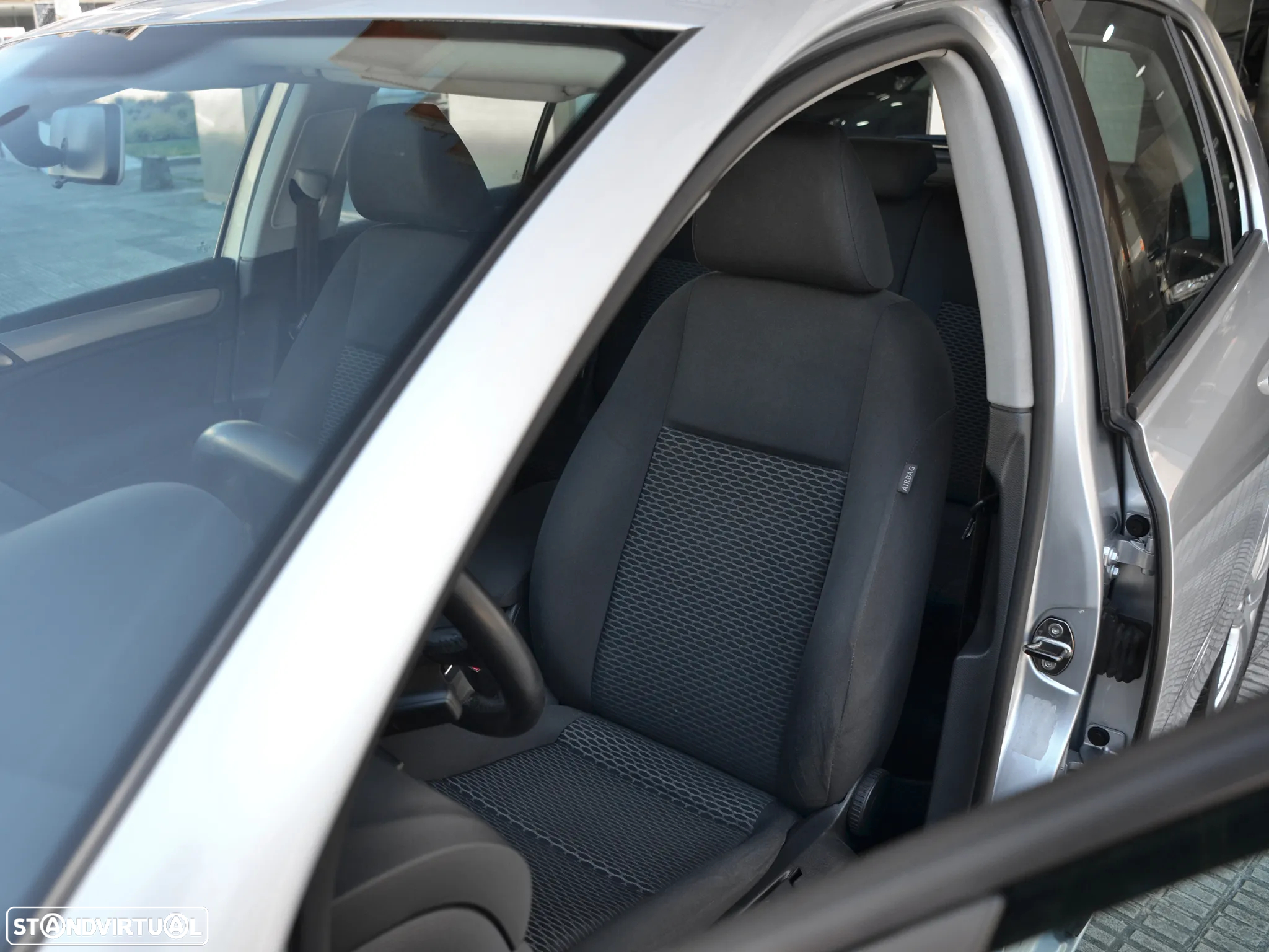 VW Golf 1.6 TDi Trendline - 8