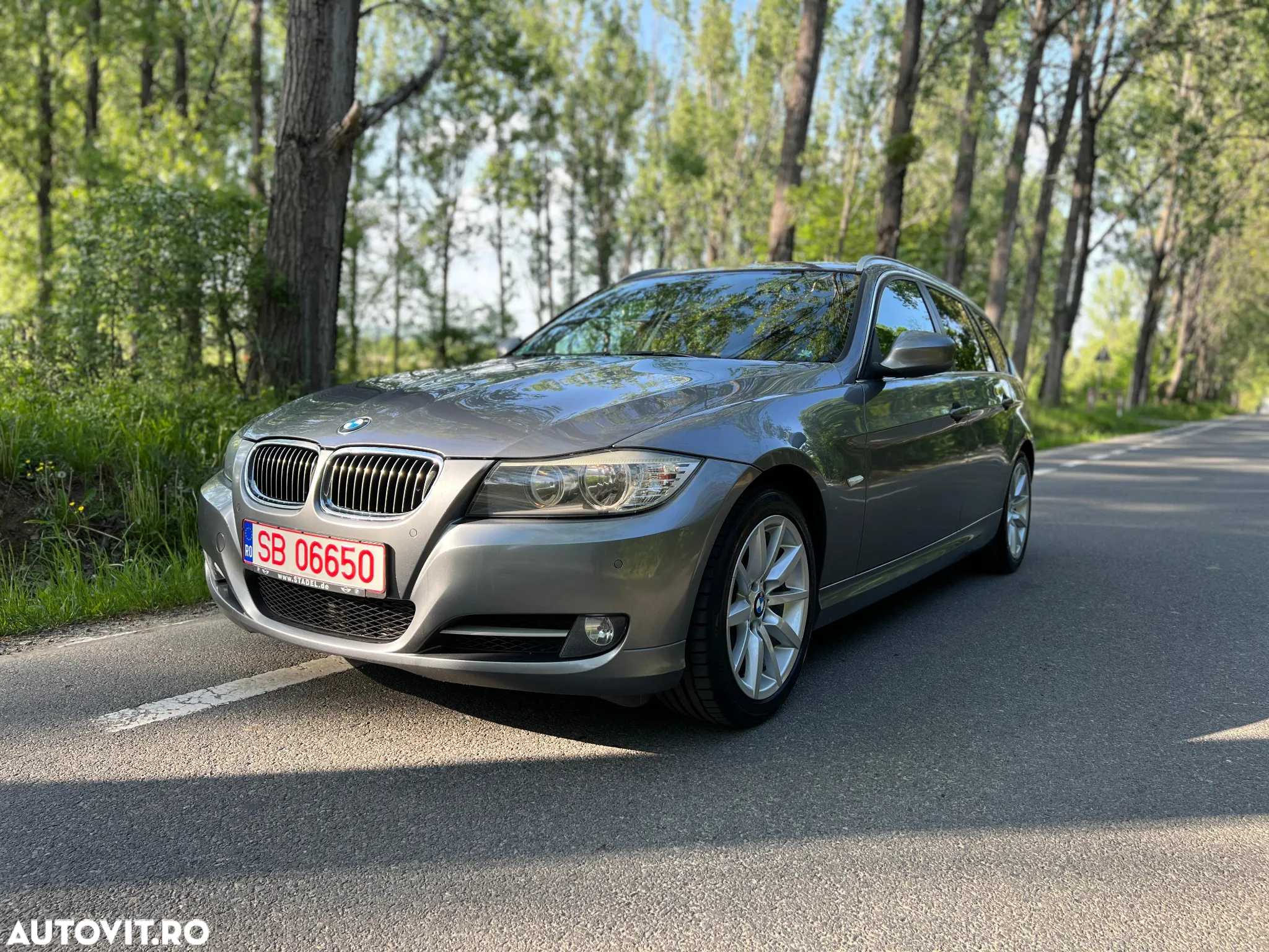 BMW Seria 3 335d DPF Touring Aut. Edition Exclusive - 22