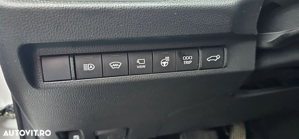 Toyota RAV4 2.5 VVT-iE 4x4 Luxury Premium - 31