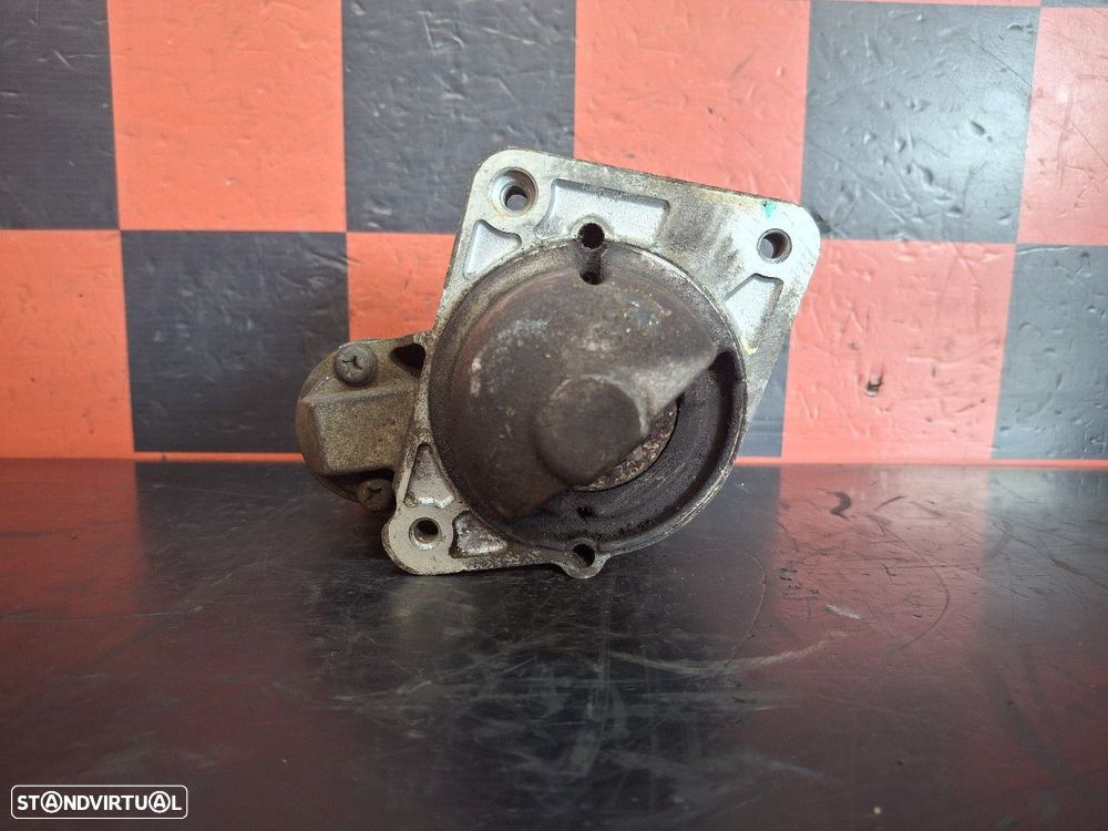 Motor De Arranque Mitsubishi Fuso - 2