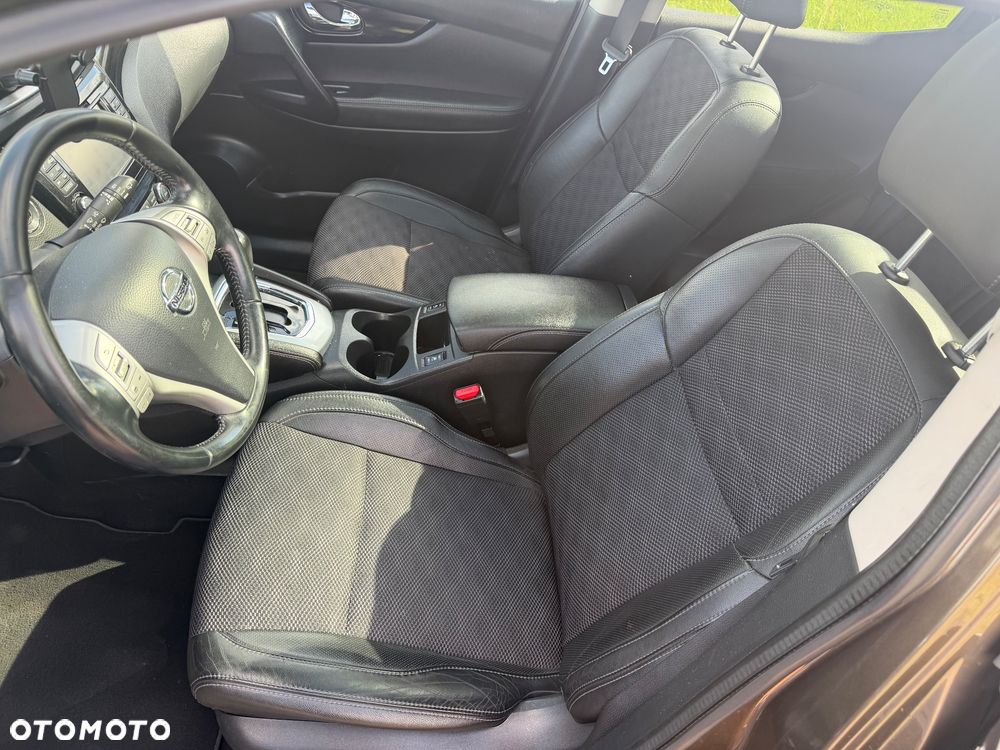 Nissan Qashqai 1.6 DCi Xtronic TEKNA - 14