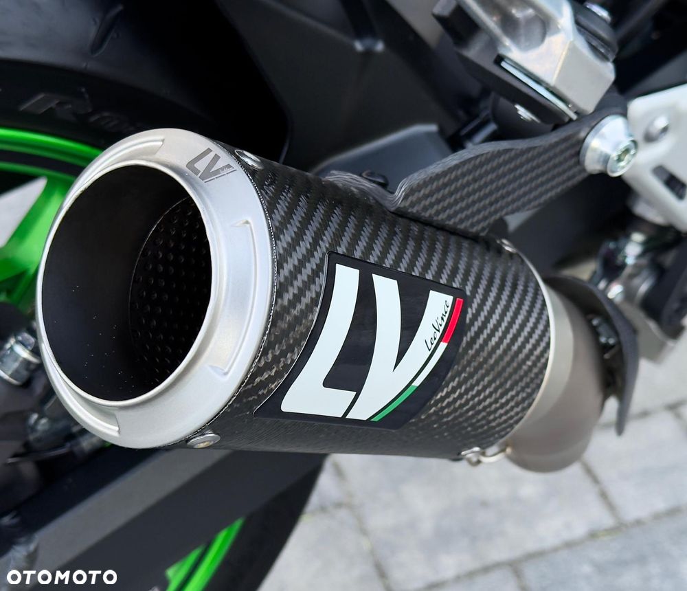 Kawasaki Z 900 - 32