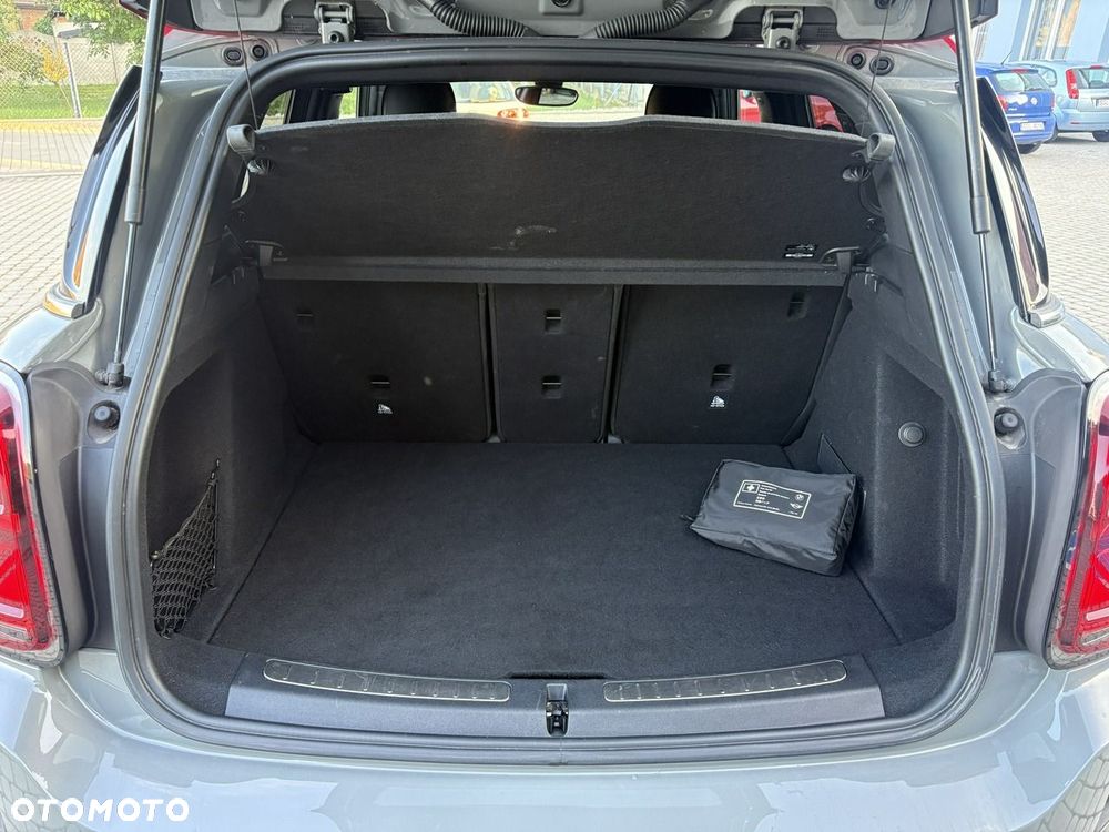 MINI John Cooper Works - 12