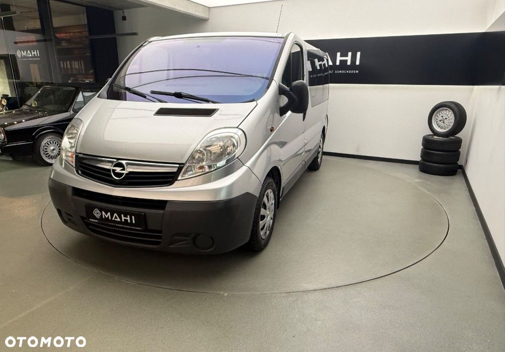 Opel Vivaro - 5