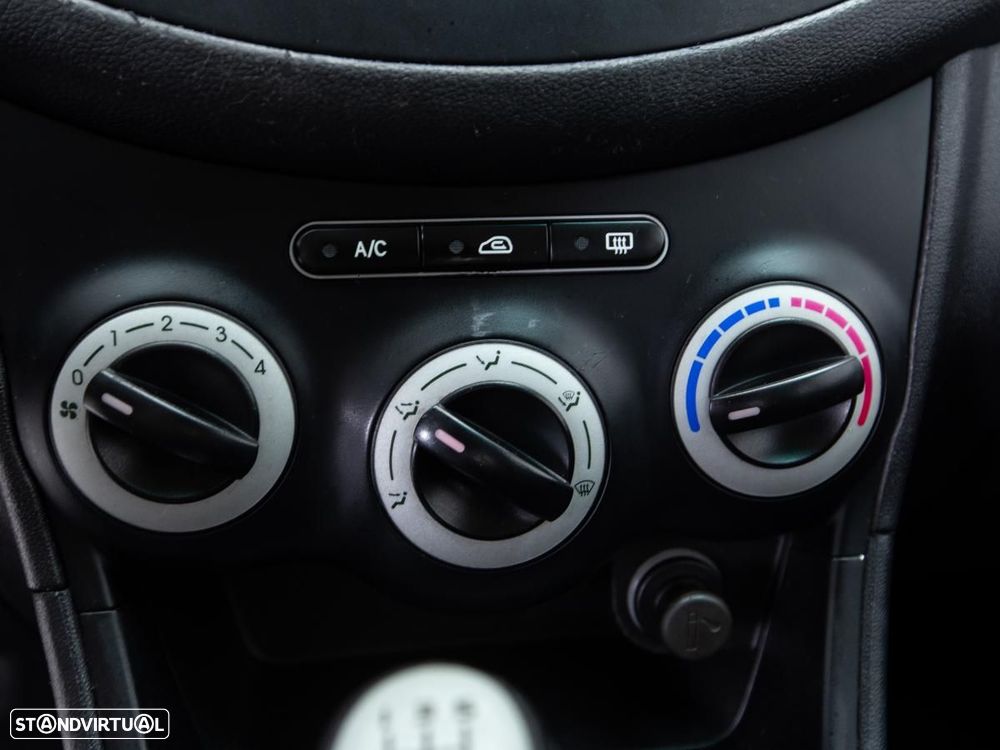 Hyundai i10 - 16