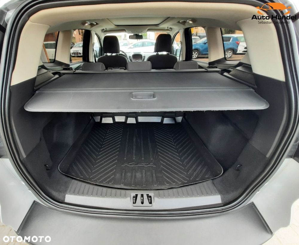 Ford Kuga 1.5 EcoBoost 2x4 Titanium - 14