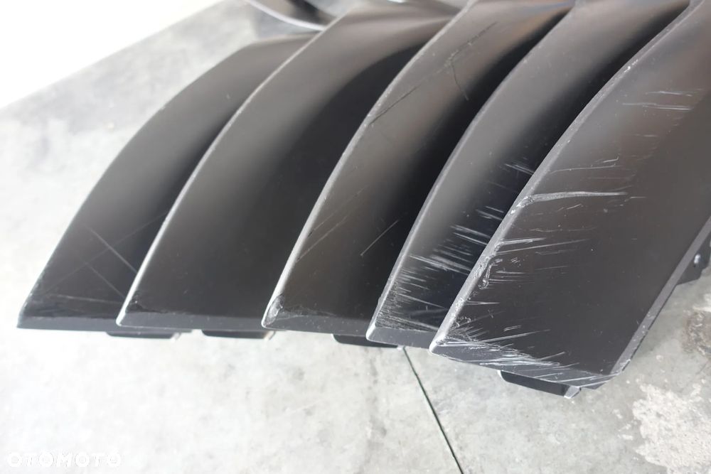 LISTWA ZDERZAKA LEWA PRAWA AUDI A6 C8 ALLROAD pdc - 10