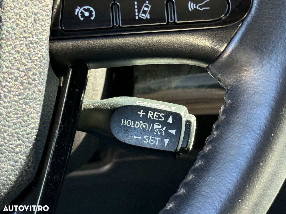 Toyota Prius Prime 1.8 HSD Dynamic - 8