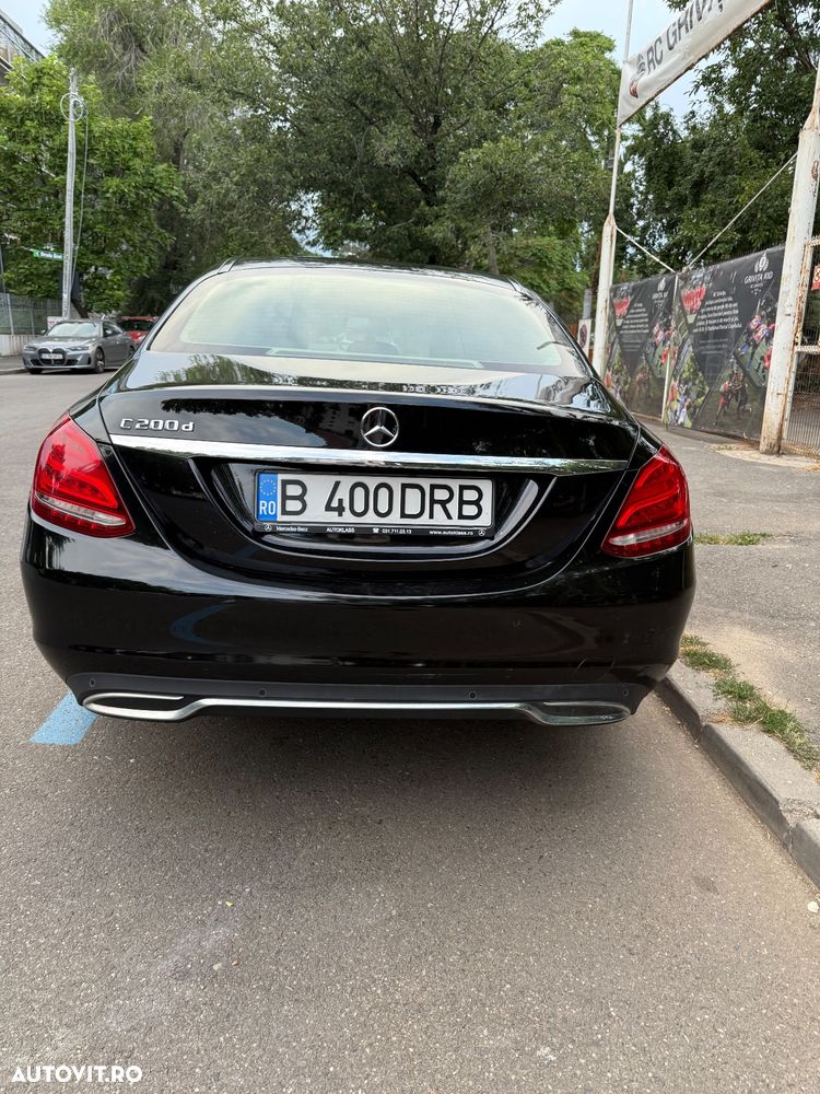 Mercedes-Benz C - 6