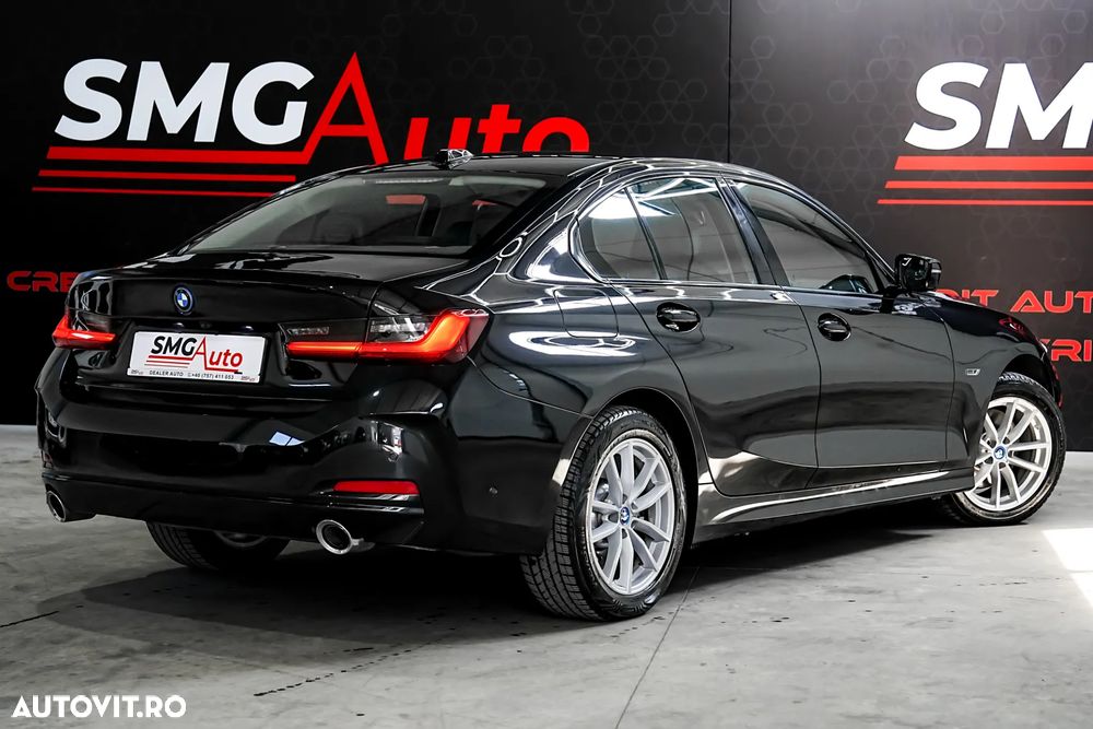 BMW Seria 3 320e Aut. Sport Line - 7