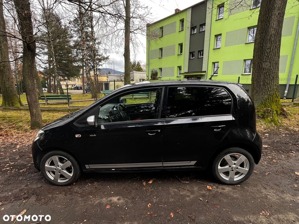 Volkswagen up! club - 2