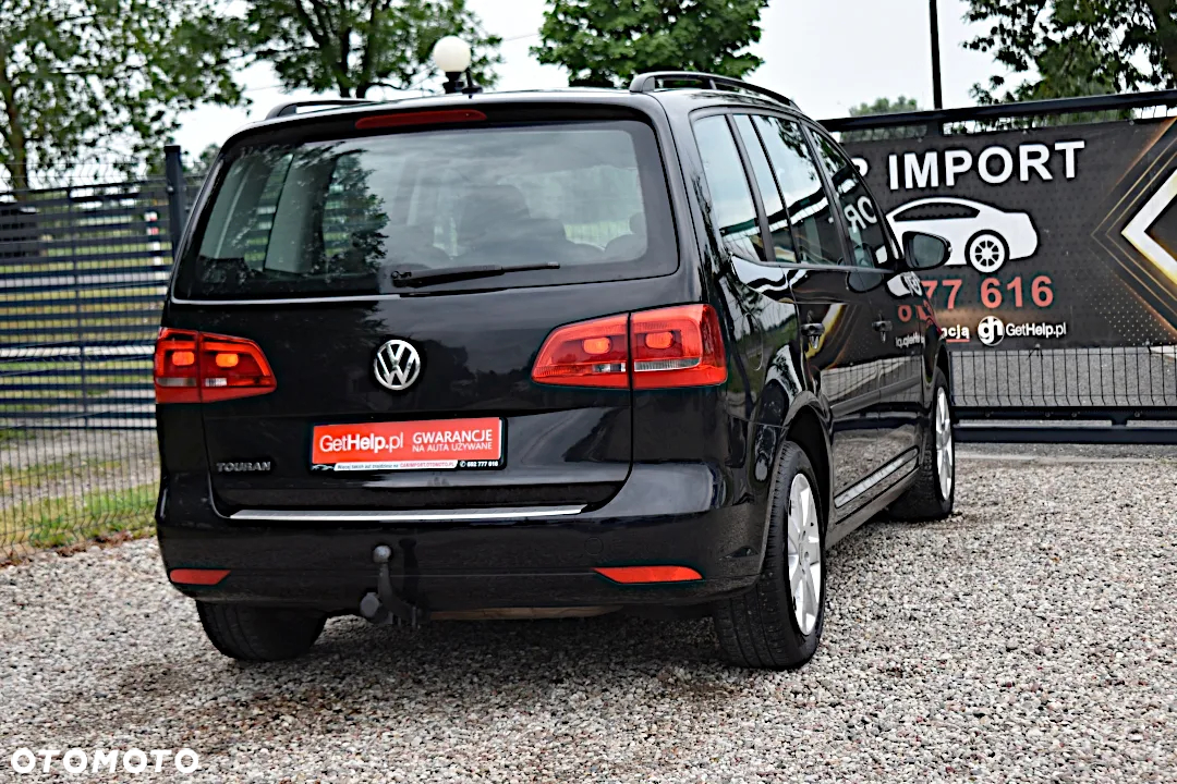 Volkswagen Touran - 16