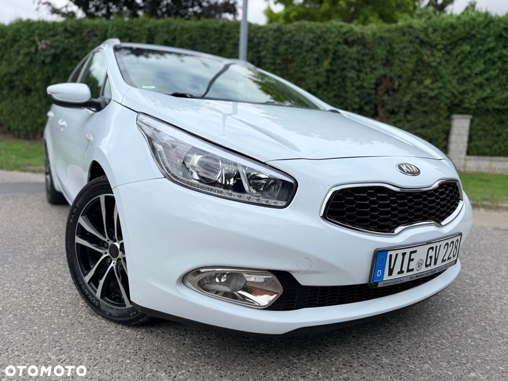 Kia Ceed 1.6 GDI Edition 7 - 9