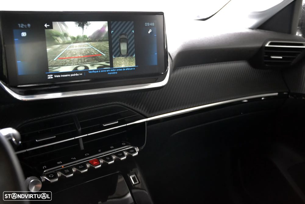 Peugeot 208 PureTech 100 Allure - 18