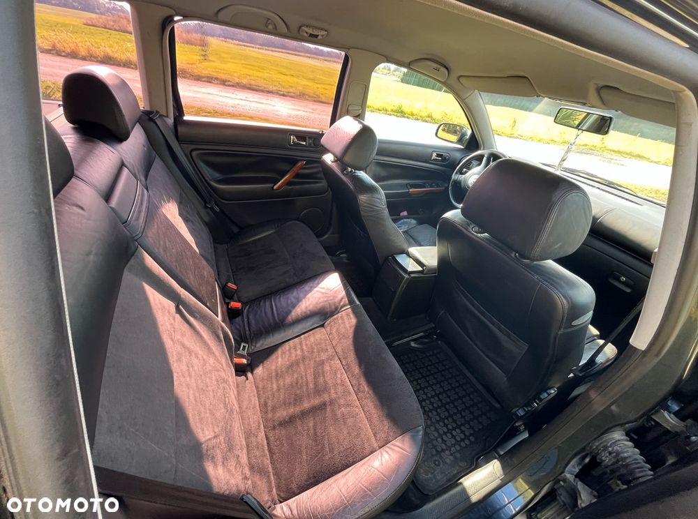 Volkswagen Passat 1.9 TDI Comfortline Tiptr - 11