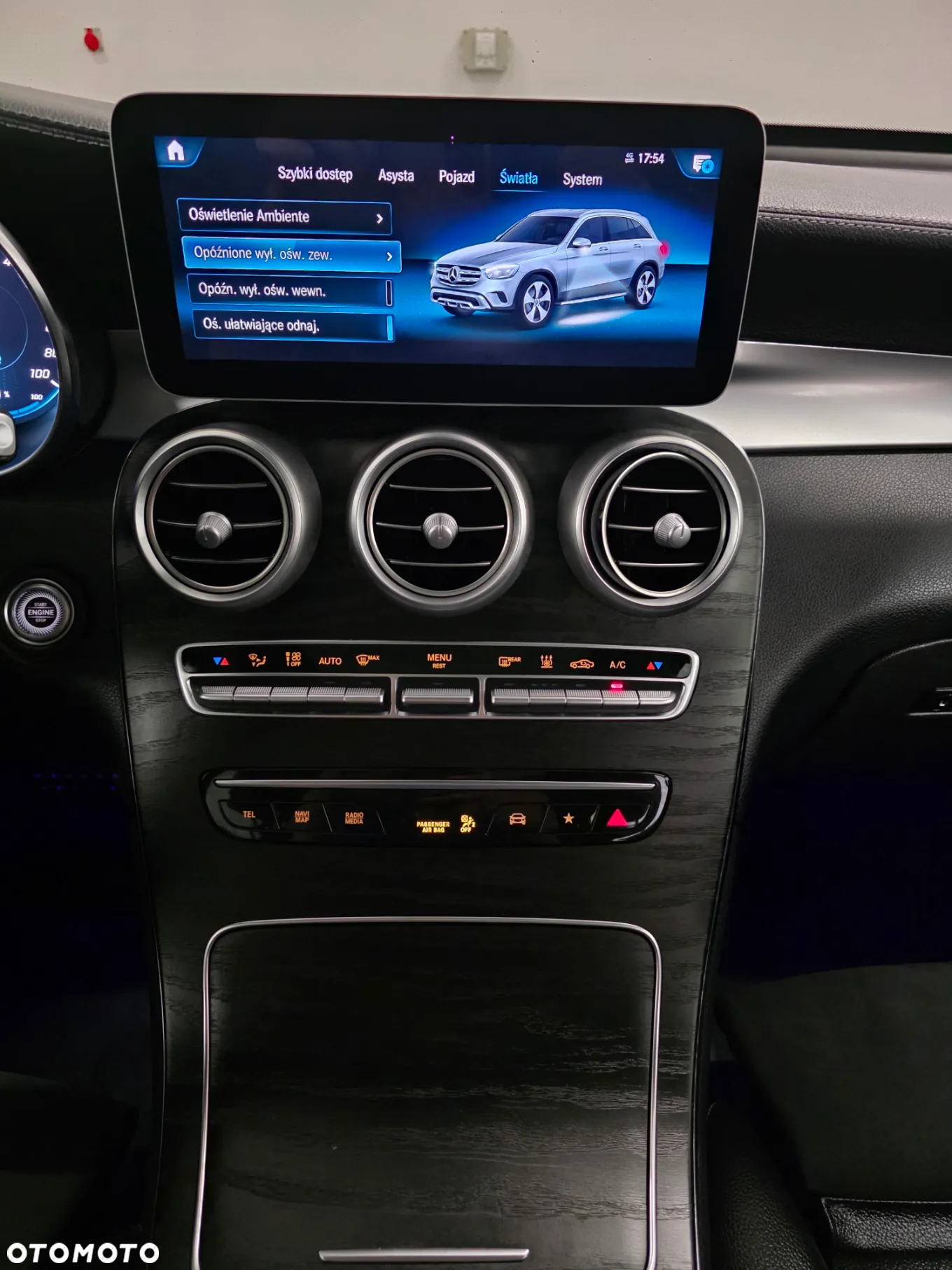 Mercedes-Benz GLC 300 d 4Matic 9G-TRONIC AMG Line Plus - 16