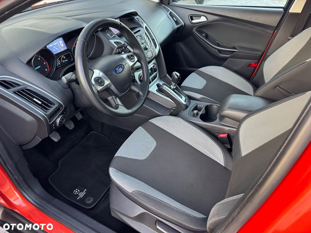Ford Focus 1.6 TDCi DPF Champions Edition - 14
