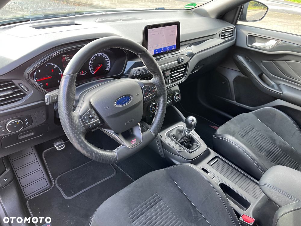 Ford Focus 2.0 EcoBlue S&S ST mit Styling-Paket - 6