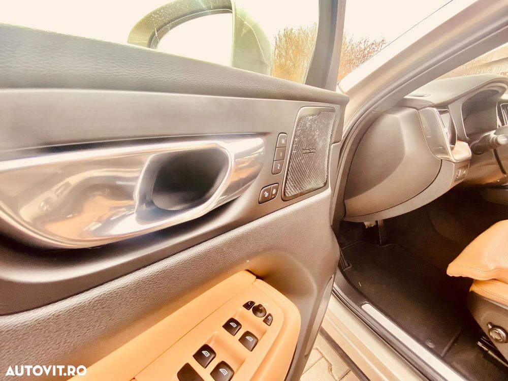 Volvo XC 60 D5 AWD Inscription - 13