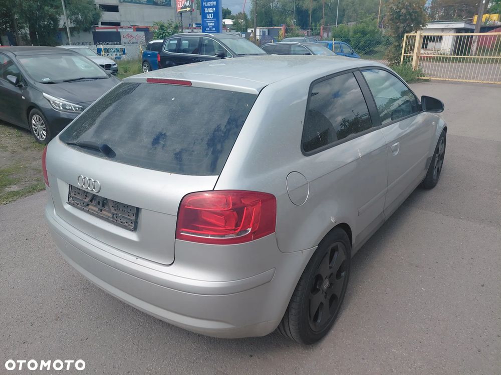 Audi A3 3-drzwiowe 2.0 TDI DPF Ambiente - 9