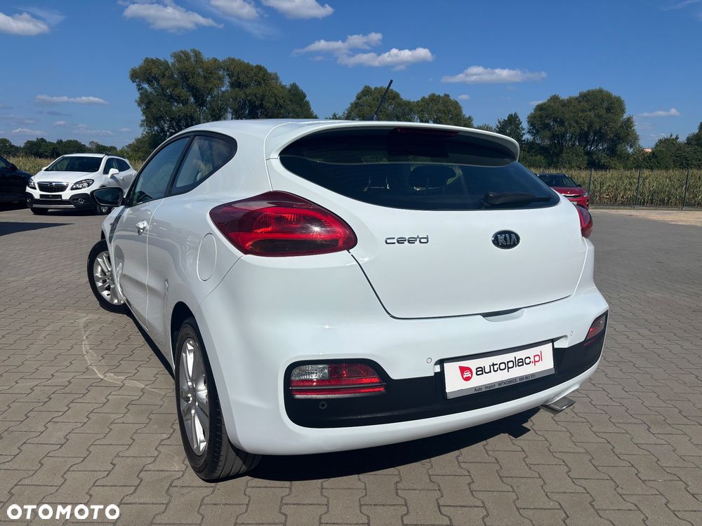 Kia ProCeed 1.6 GDI Edition 7 - 8