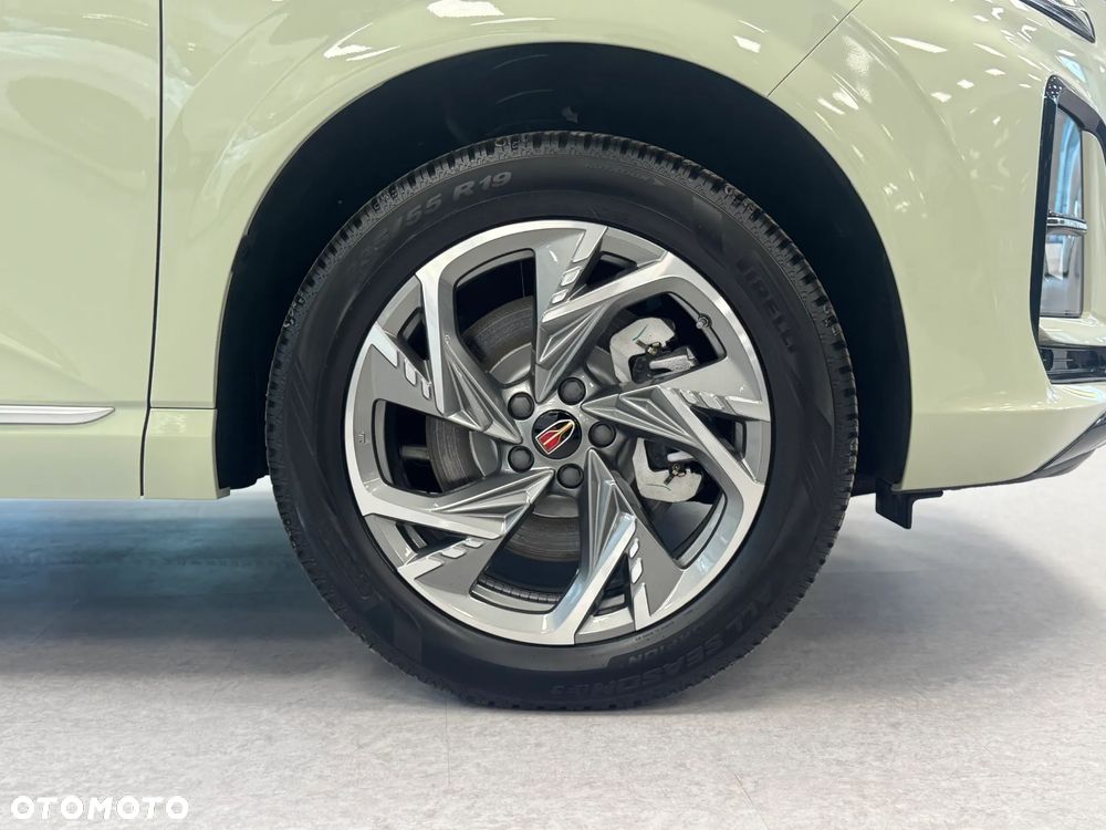 Hongqi HS3 1.5T FWD - 3