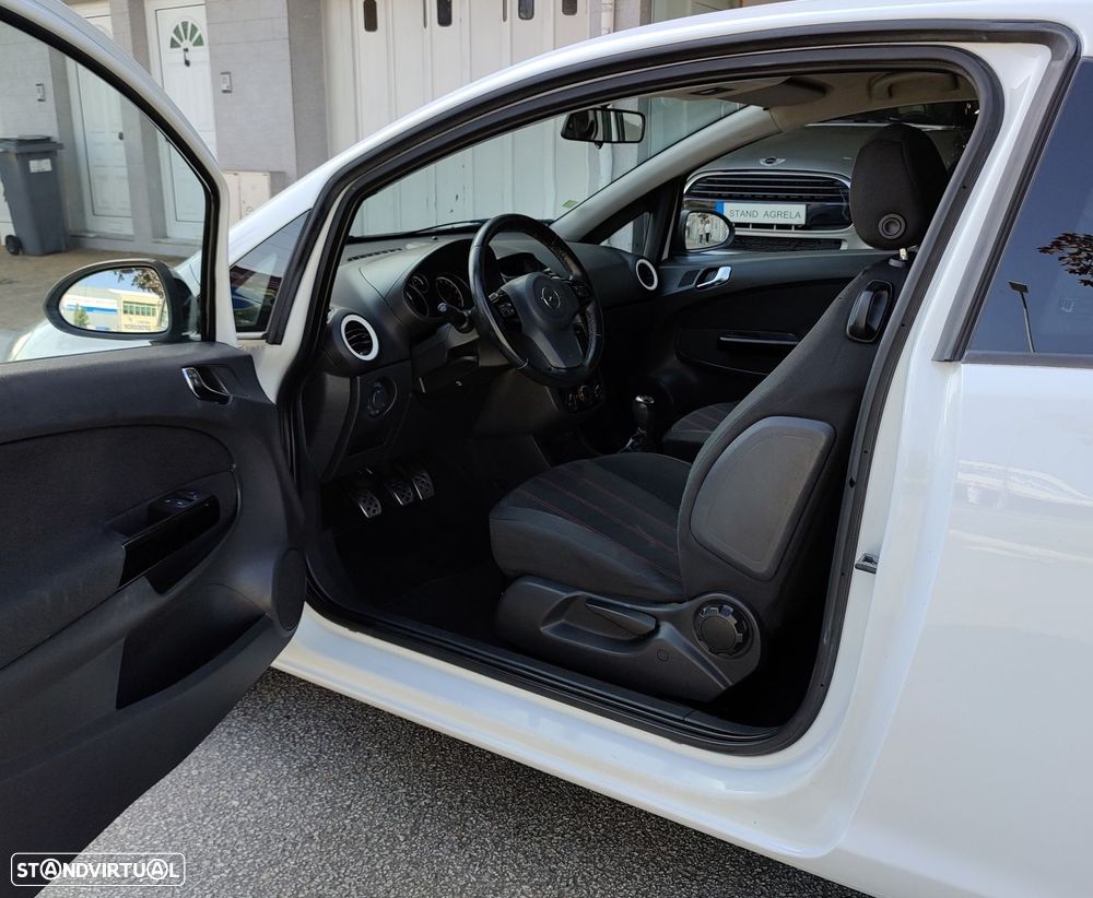 Opel Corsa 1.2 Black Edition - 8
