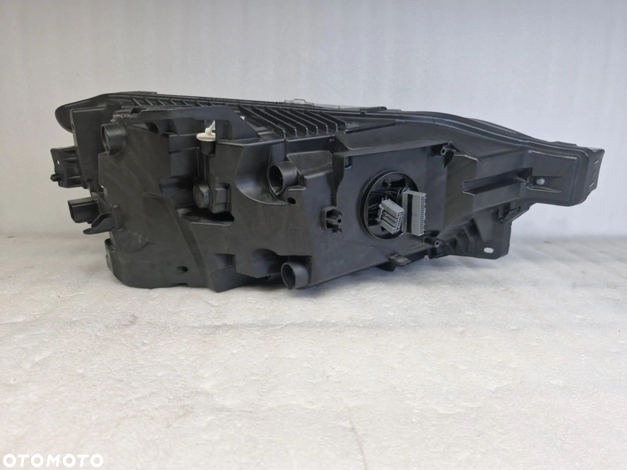 VOLVO XC60 II MID LED LAMPA LEWA/PRAWA PRZÓD 32337374/32337375 KOMPLET - 27