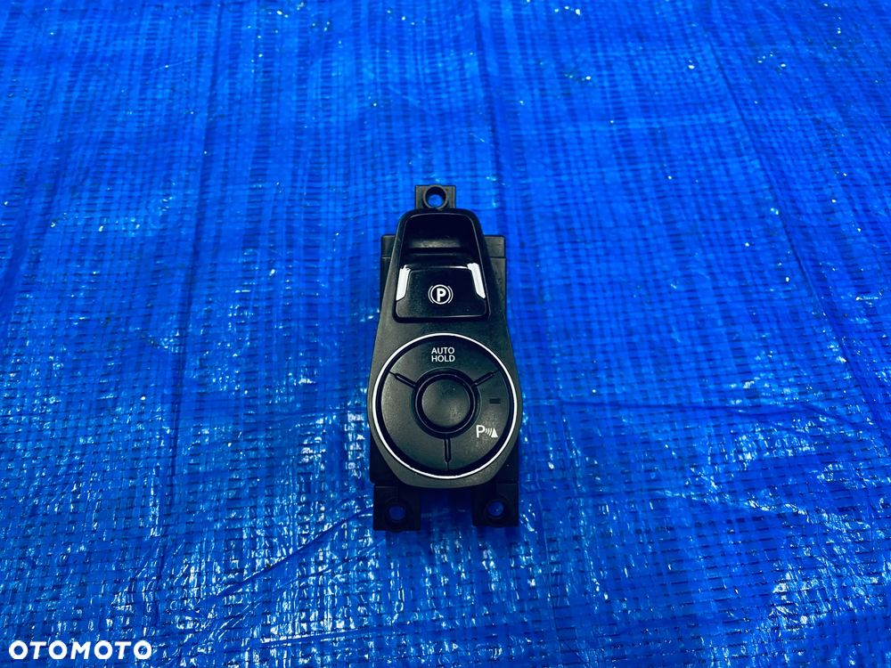 PANEL PRZEŁĄCZNIK WŁĄCZNIK PRZYCISK HAMULCA RĘCZNEGO CZUJNIKÓW PDC HYUNDAI I40 2011- ; 93766-3Z540  39R2HV-1000  39R2HV-1100 ORYGINAŁ - 1