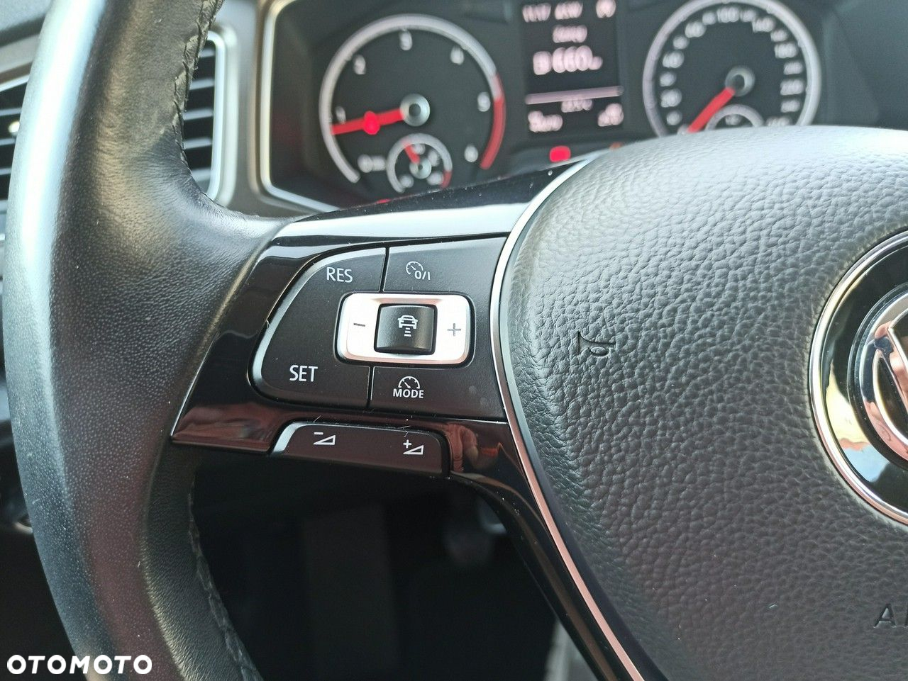 Volkswagen T-Roc - 24