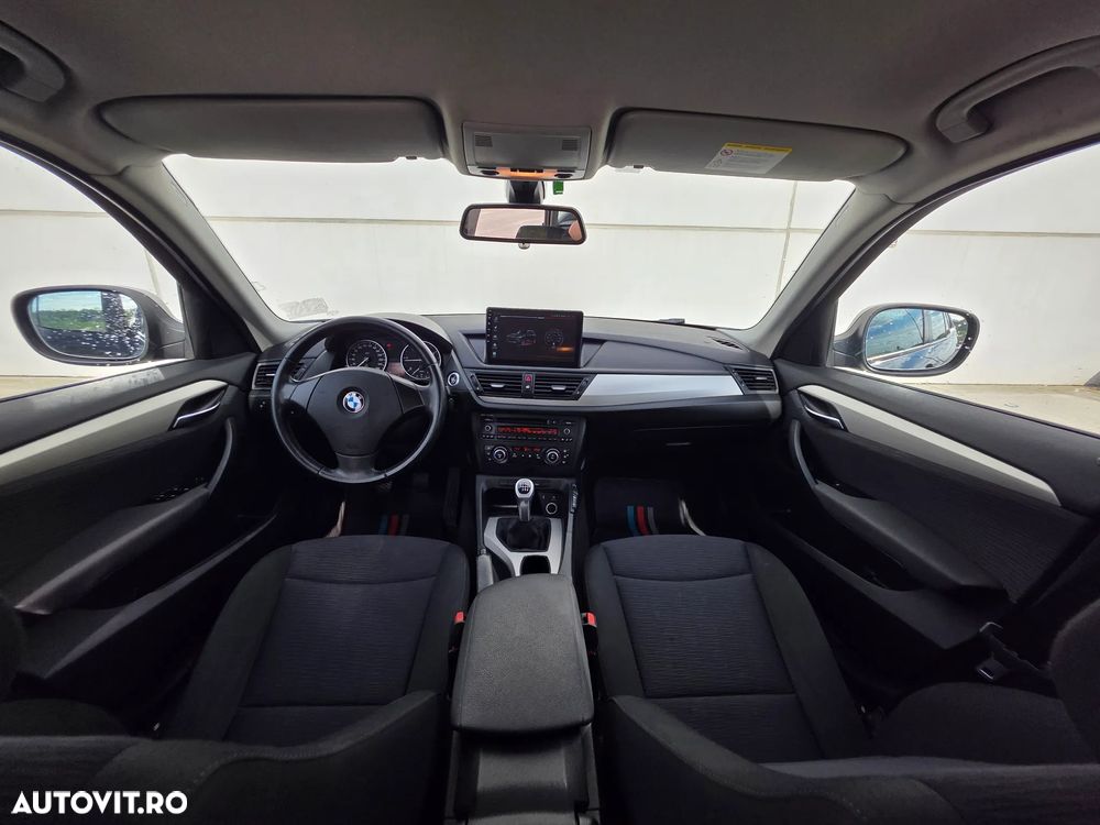 BMW X1 xDrive20d - 11