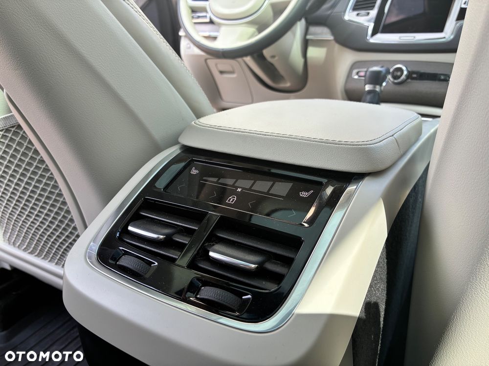 Volvo XC 90 T6 AWD Inscription 7os - 26
