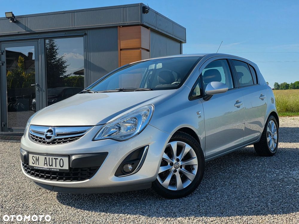Opel Corsa 1.4 16V Cosmo - 1