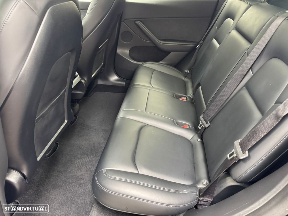 Tesla Model Y Tração Traseira - 44