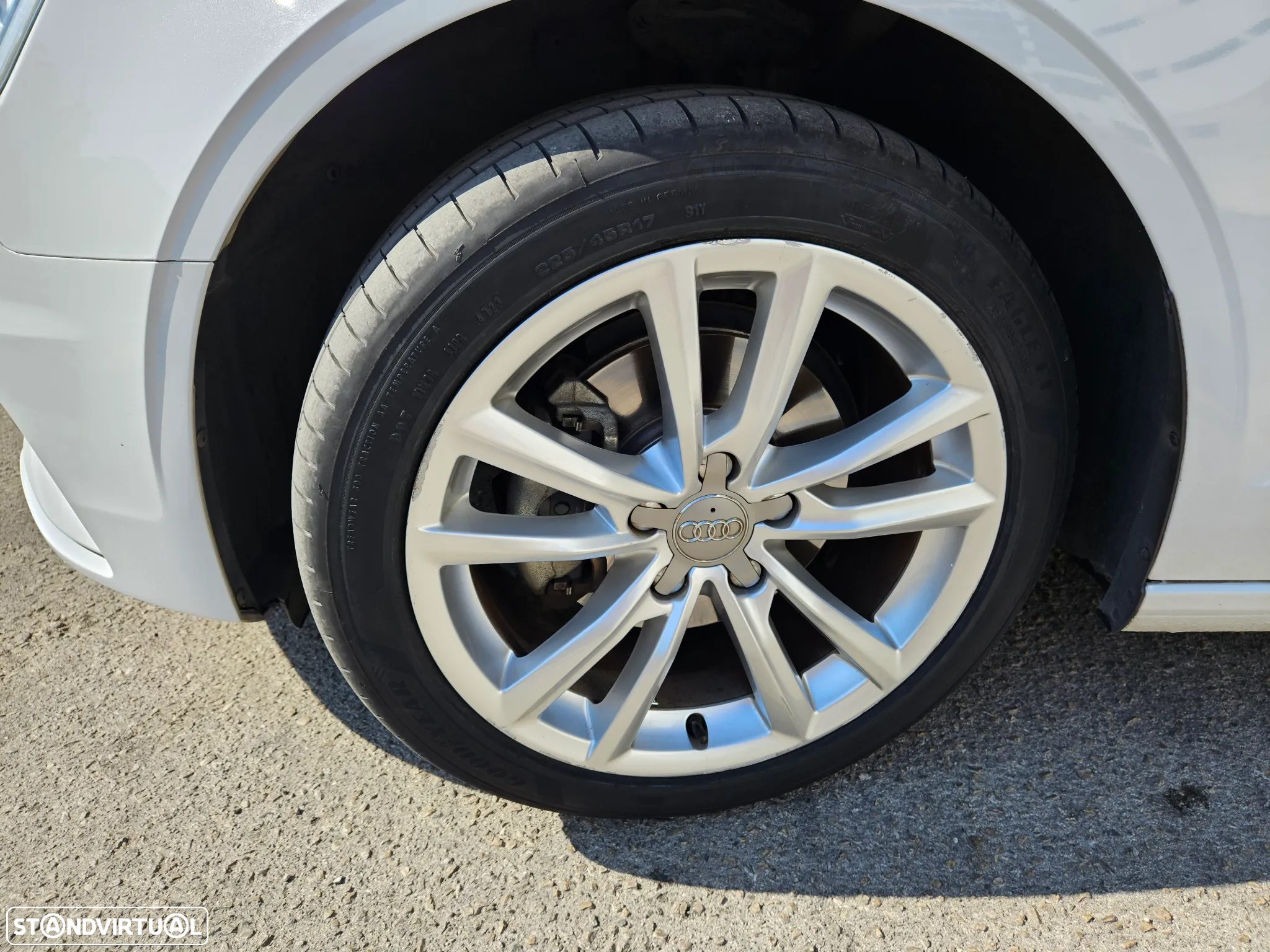 Audi A3 Limousine 1.6 TDI Attraction - 15