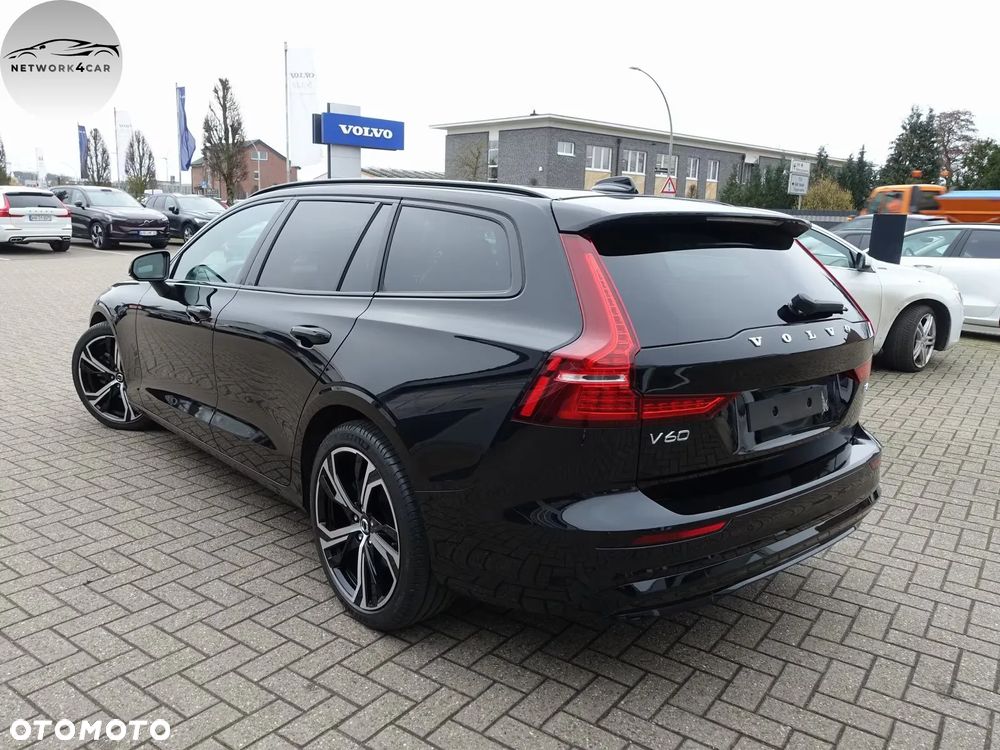 Volvo V60 B4 B DKG Ultra Dark - 3