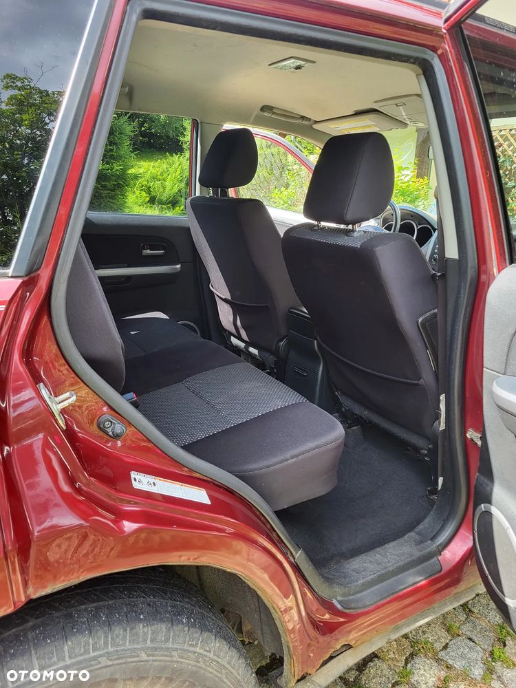 Suzuki Grand Vitara 2.7 V6 - 11